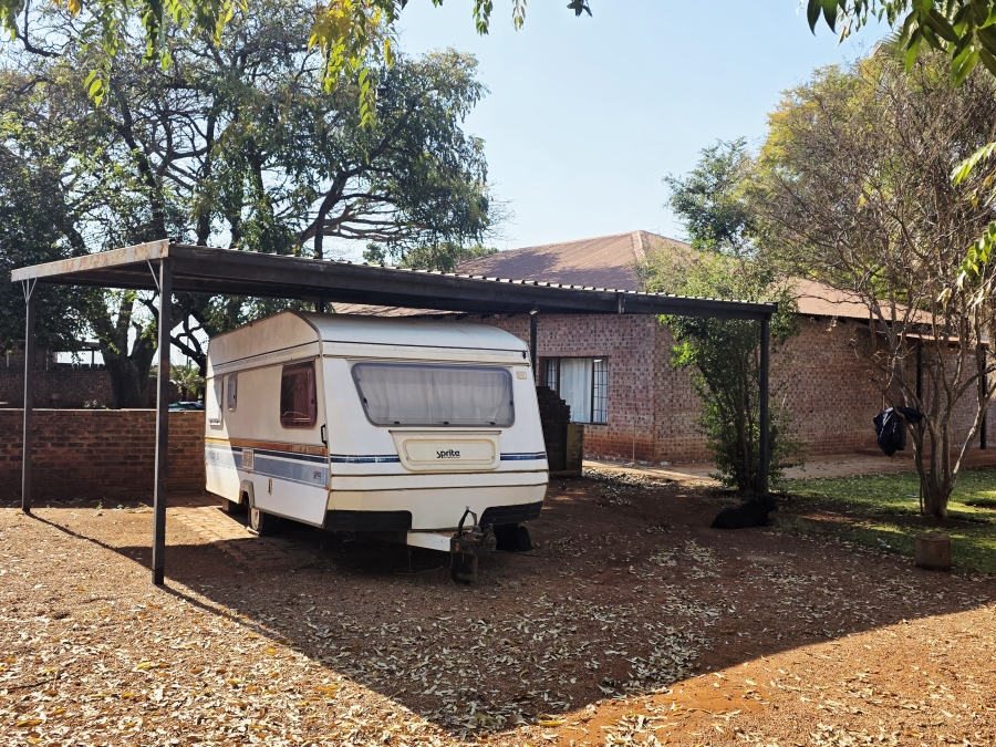 3 Bedroom Property for Sale in Mookgopong Limpopo