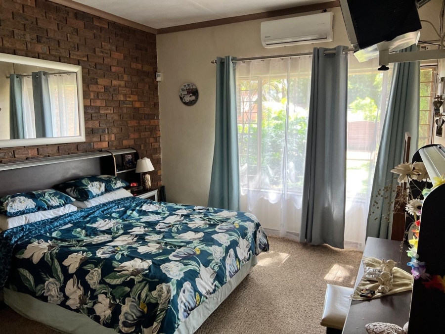 4 Bedroom Property for Sale in Chroompark Limpopo