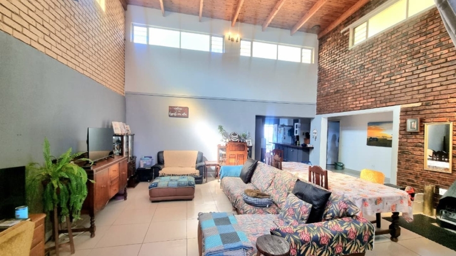6 Bedroom Property for Sale in Modimolle Limpopo