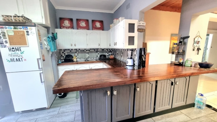 6 Bedroom Property for Sale in Modimolle Limpopo