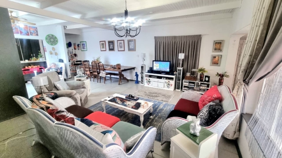 6 Bedroom Property for Sale in Modimolle Limpopo
