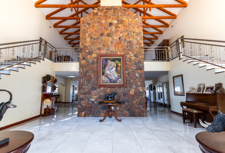 6 Bedroom Property for Sale in Vaalwater Limpopo