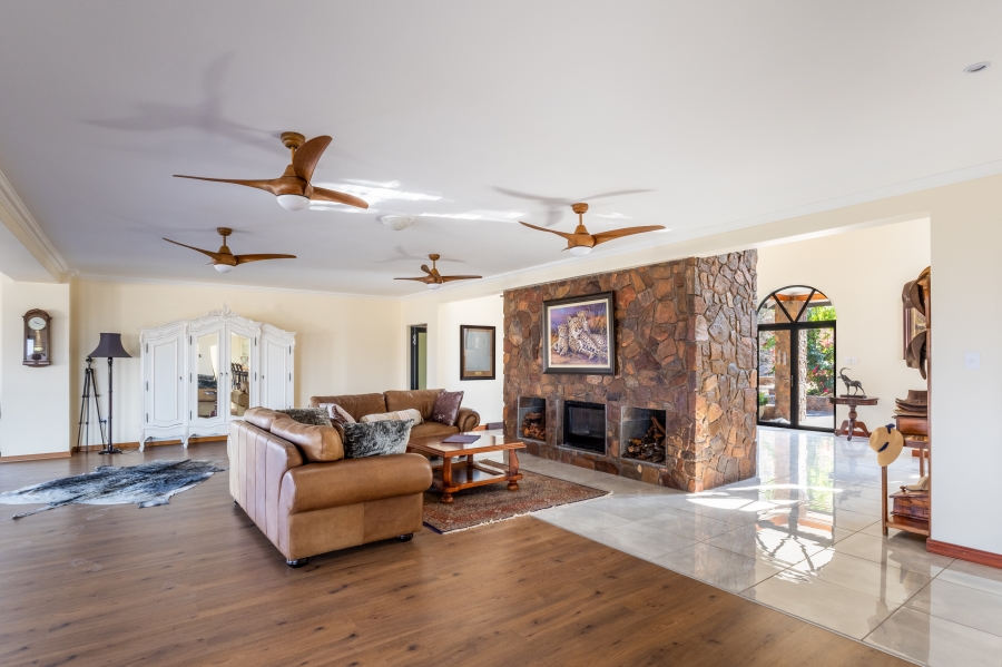 6 Bedroom Property for Sale in Vaalwater Limpopo