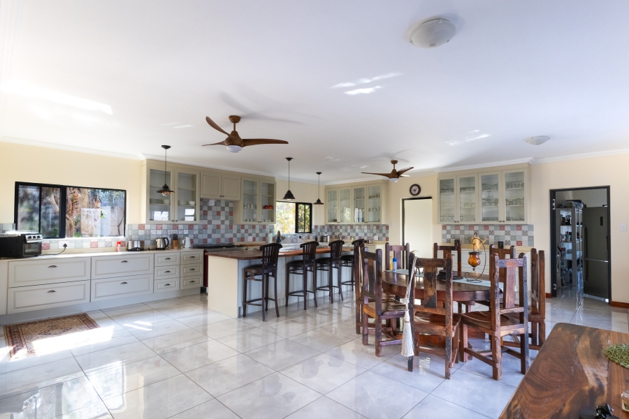 6 Bedroom Property for Sale in Vaalwater Limpopo