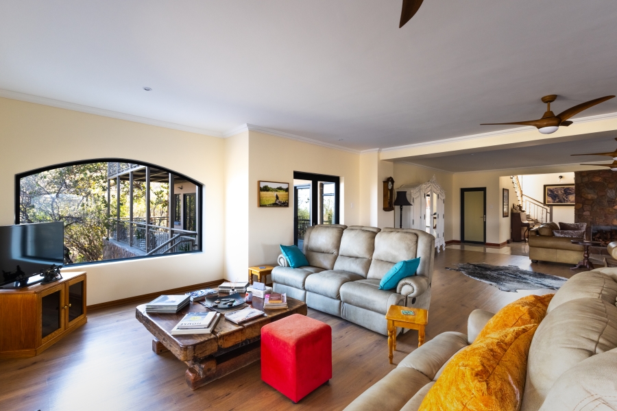6 Bedroom Property for Sale in Vaalwater Limpopo