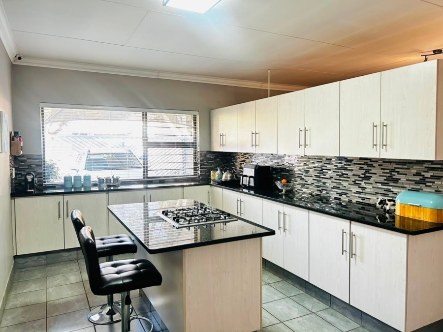 4 Bedroom Property for Sale in Chroompark Limpopo