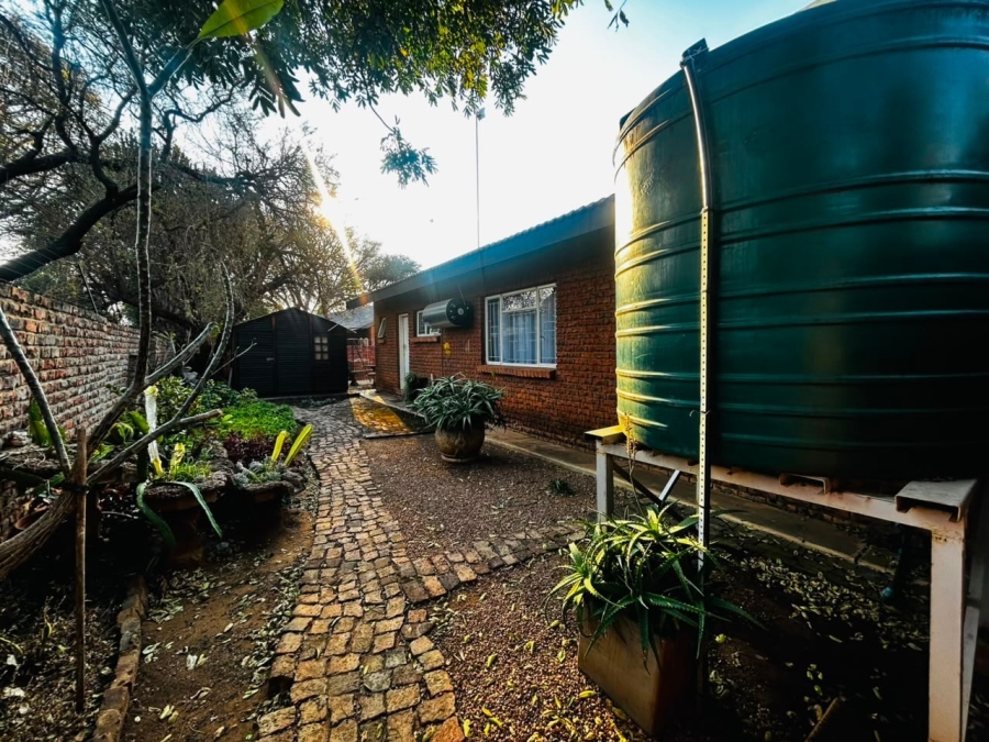 4 Bedroom Property for Sale in Chroompark Limpopo