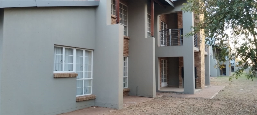 2 Bedroom Property for Sale in Onverwacht Limpopo