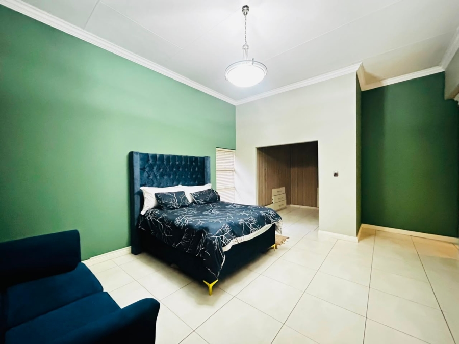 4 Bedroom Property for Sale in Chroompark Limpopo