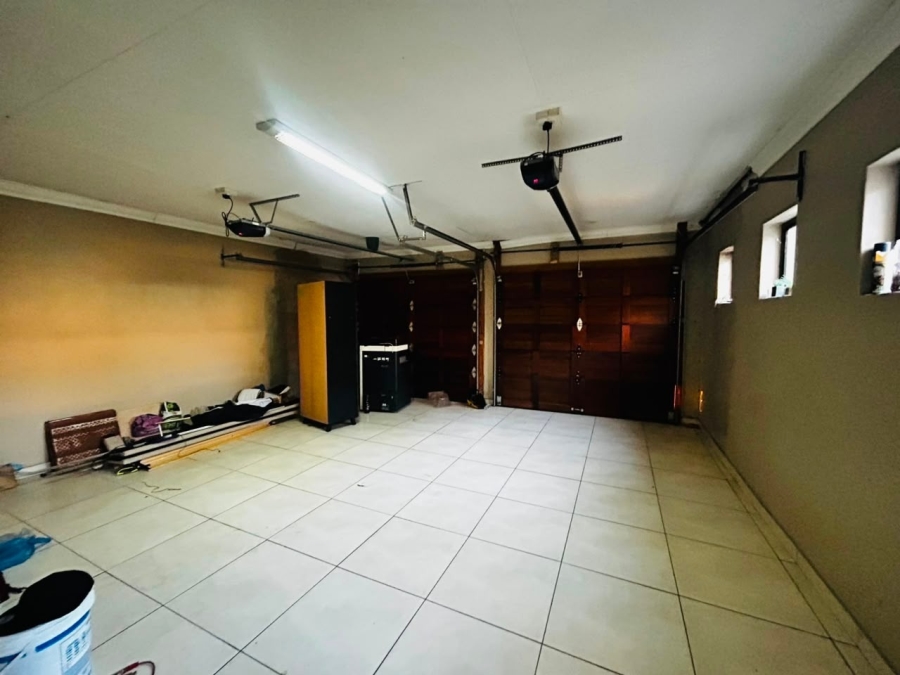 4 Bedroom Property for Sale in Chroompark Limpopo