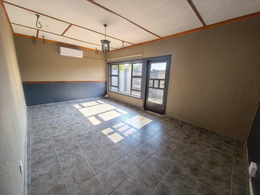 3 Bedroom Property for Sale in Sterpark Limpopo