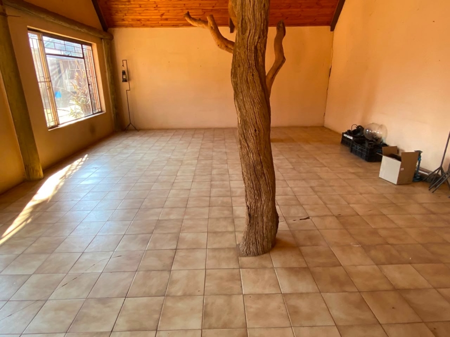 5 Bedroom Property for Sale in Mokopane Rural Limpopo