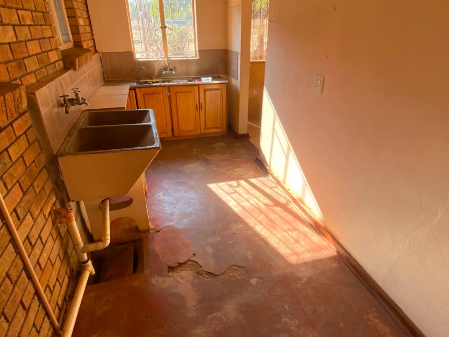 5 Bedroom Property for Sale in Mokopane Rural Limpopo