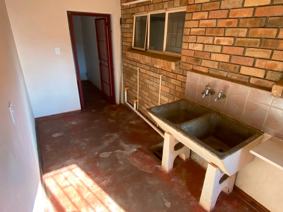 5 Bedroom Property for Sale in Mokopane Rural Limpopo