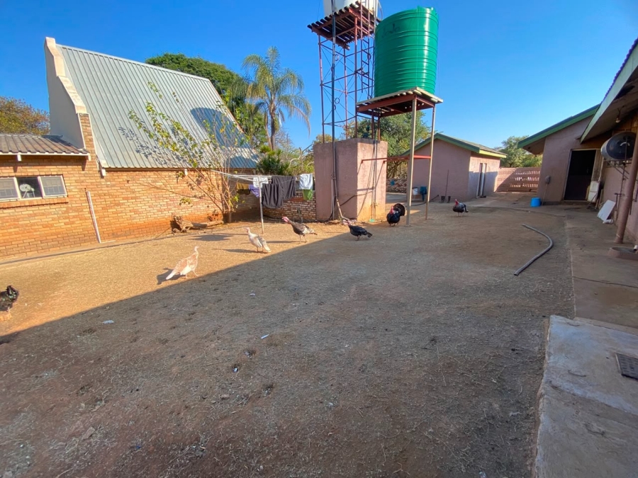 5 Bedroom Property for Sale in Mokopane Rural Limpopo