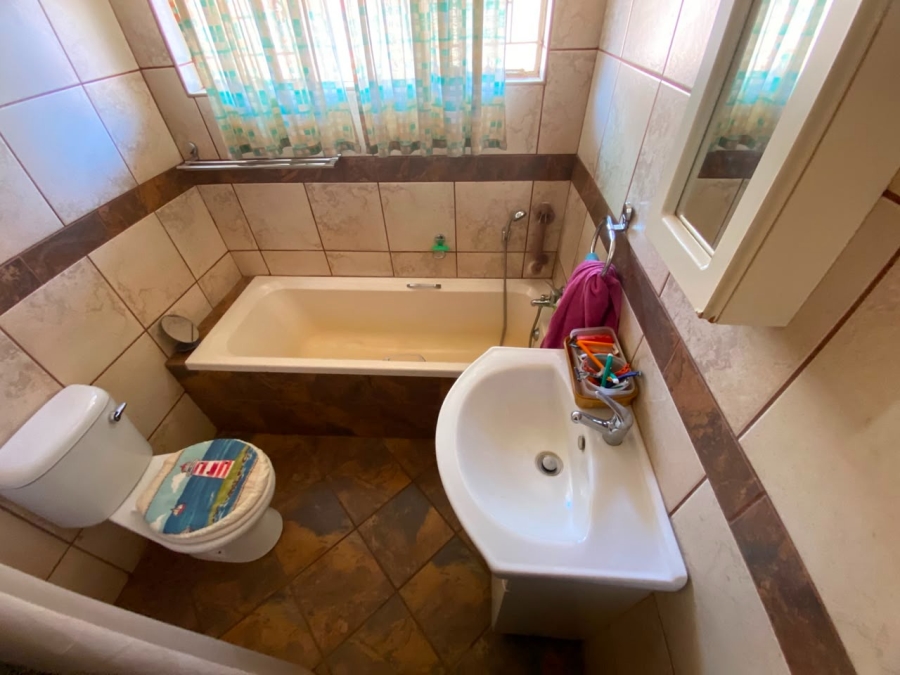 5 Bedroom Property for Sale in Mokopane Rural Limpopo