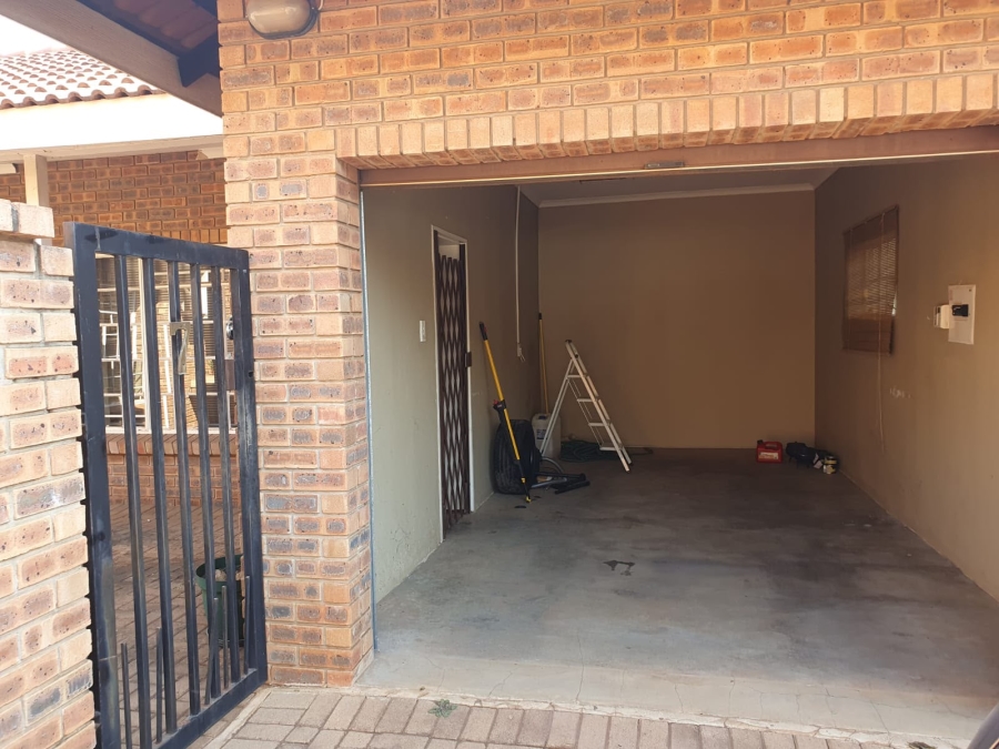 3 Bedroom Property for Sale in Mokopane Central Limpopo