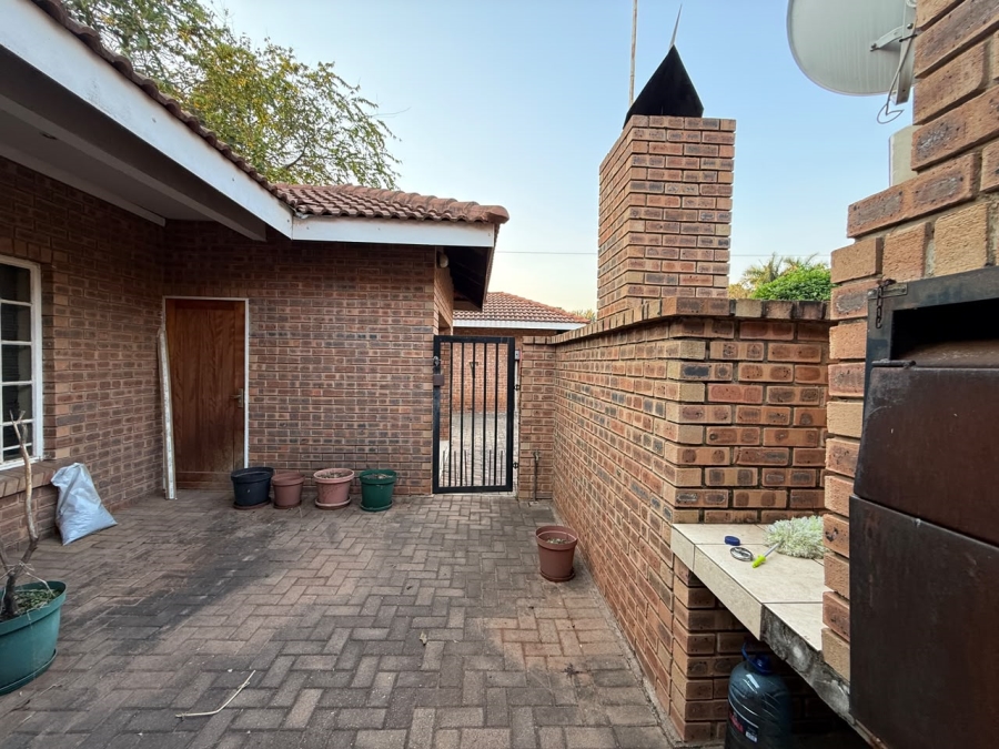 3 Bedroom Property for Sale in Mokopane Central Limpopo