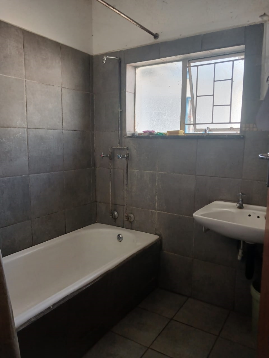 5 Bedroom Property for Sale in Penina Park Limpopo