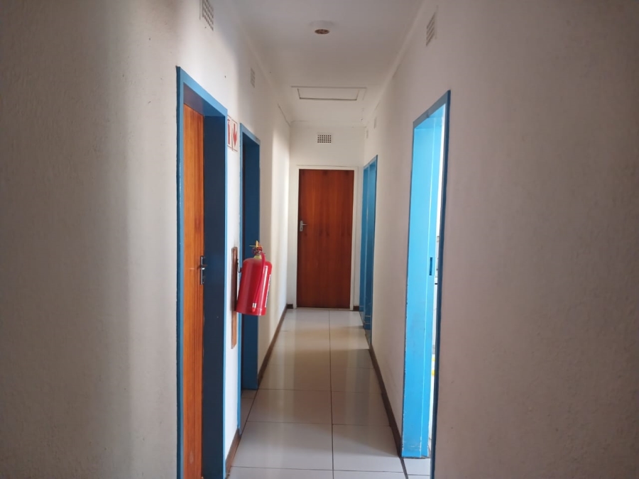 5 Bedroom Property for Sale in Penina Park Limpopo