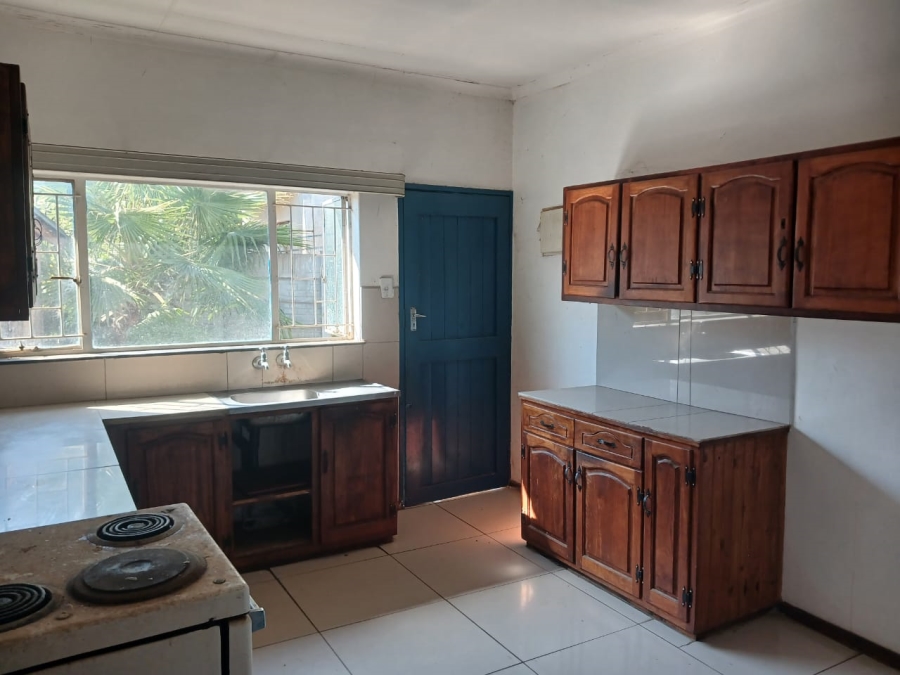 5 Bedroom Property for Sale in Penina Park Limpopo