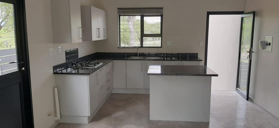 2 Bedroom Property for Sale in Hoedspruit Limpopo