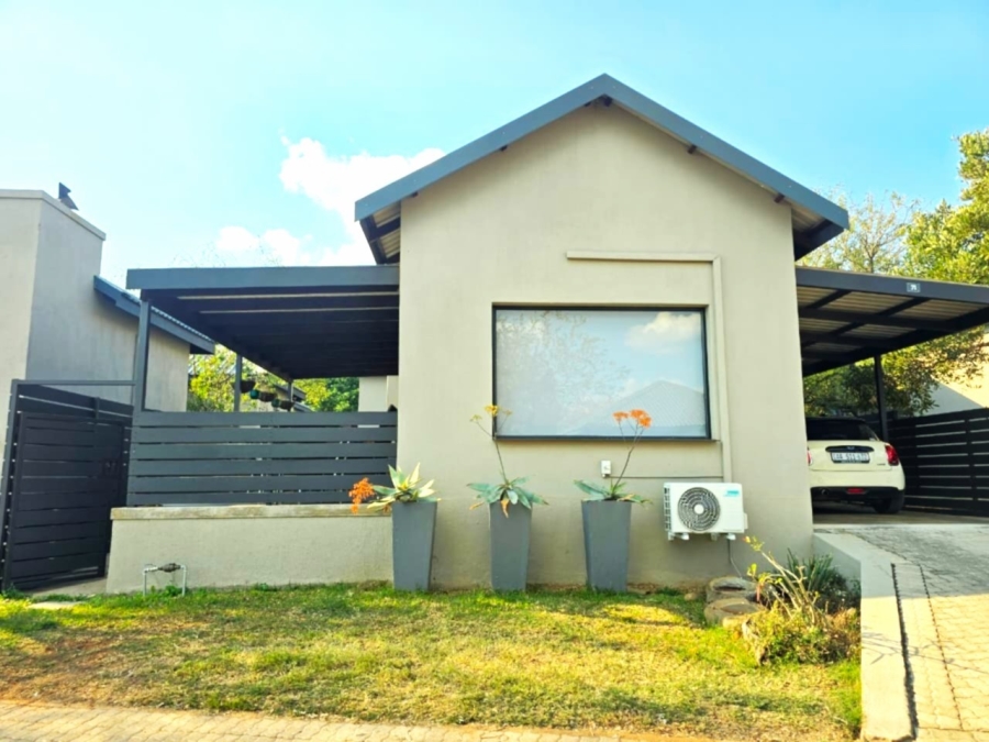 2 Bedroom Property for Sale in Hoedspruit Limpopo