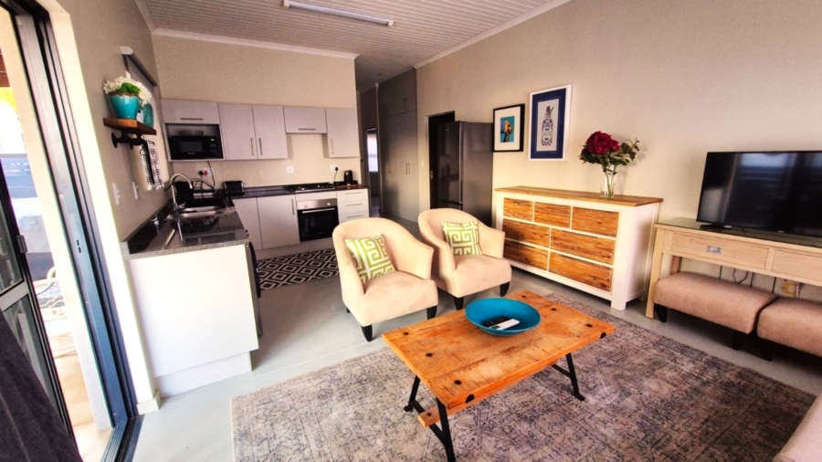 2 Bedroom Property for Sale in Hoedspruit Limpopo