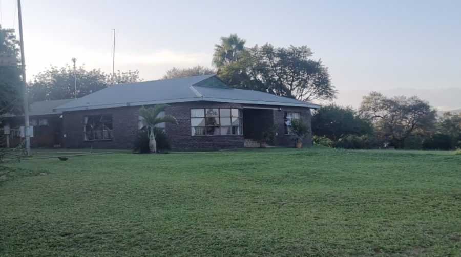 4 Bedroom Property for Sale in Louis Trichardt Park Limpopo