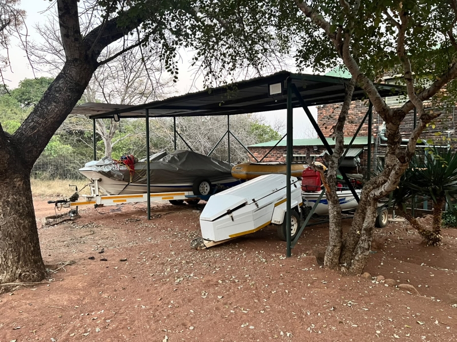 8 Bedroom Property for Sale in Mookgopong Rural Limpopo