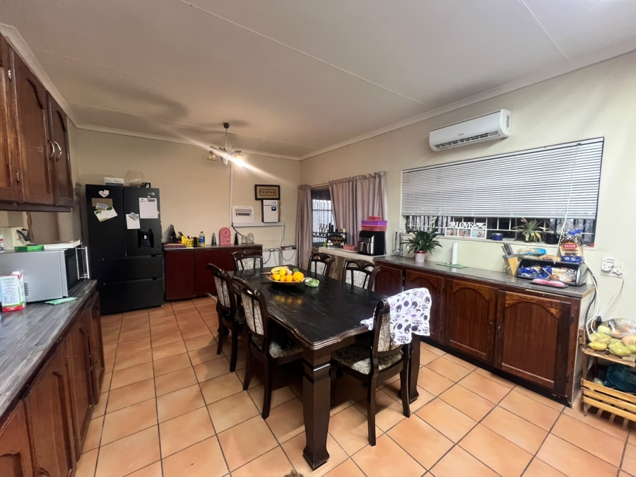 8 Bedroom Property for Sale in Mookgopong Rural Limpopo