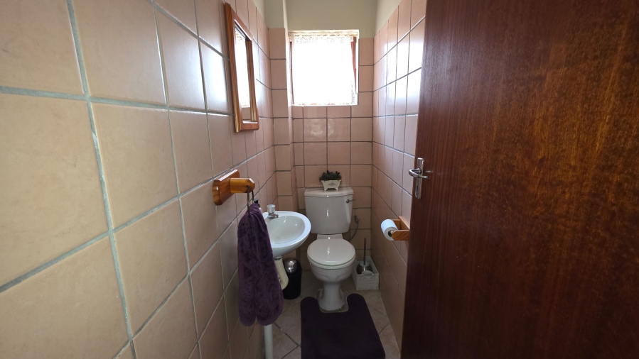 3 Bedroom Property for Sale in Leeupoort Limpopo