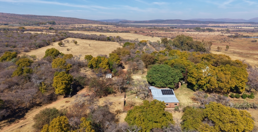 5 Bedroom Property for Sale in Alma Limpopo