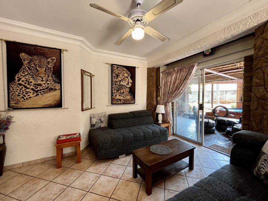 6 Bedroom Property for Sale in Bela Bela Limpopo