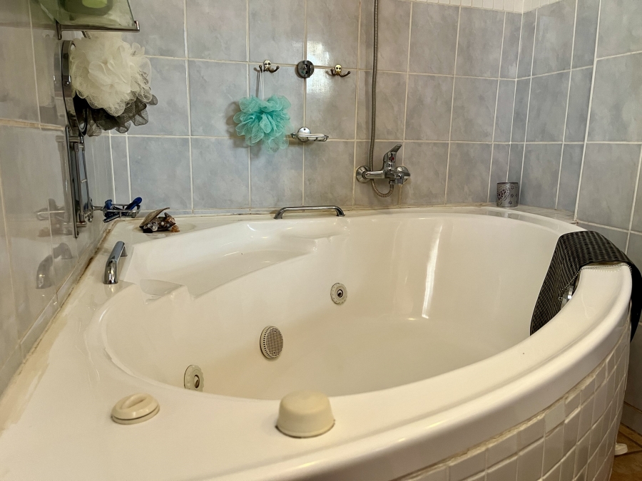 6 Bedroom Property for Sale in Bela Bela Limpopo