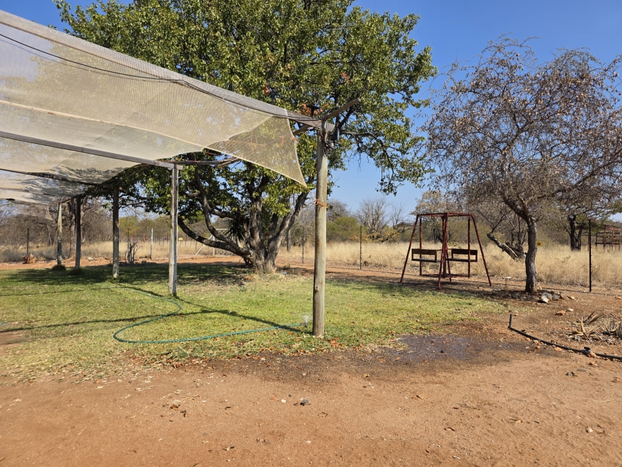 5 Bedroom Property for Sale in Mopane Limpopo