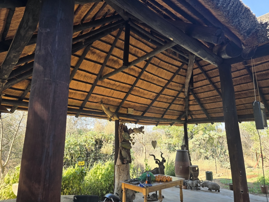 5 Bedroom Property for Sale in Mopane Limpopo