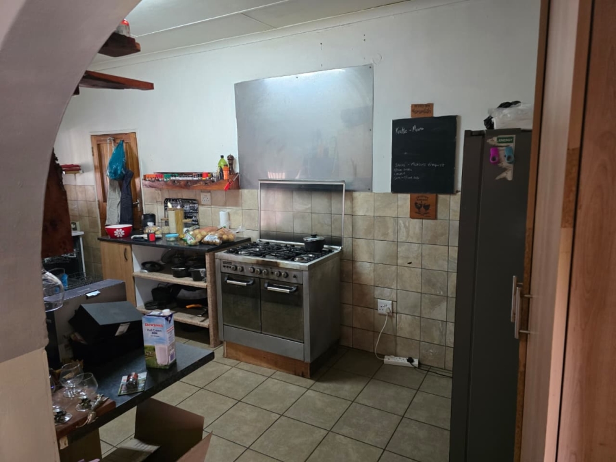 5 Bedroom Property for Sale in Mopane Limpopo