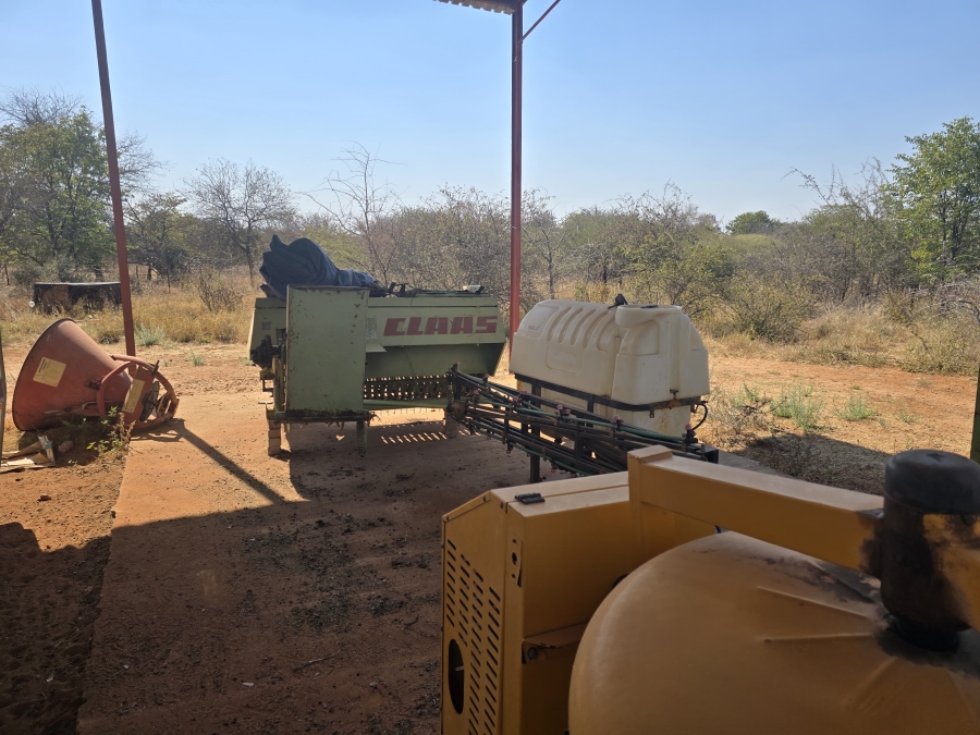 5 Bedroom Property for Sale in Mopane Limpopo