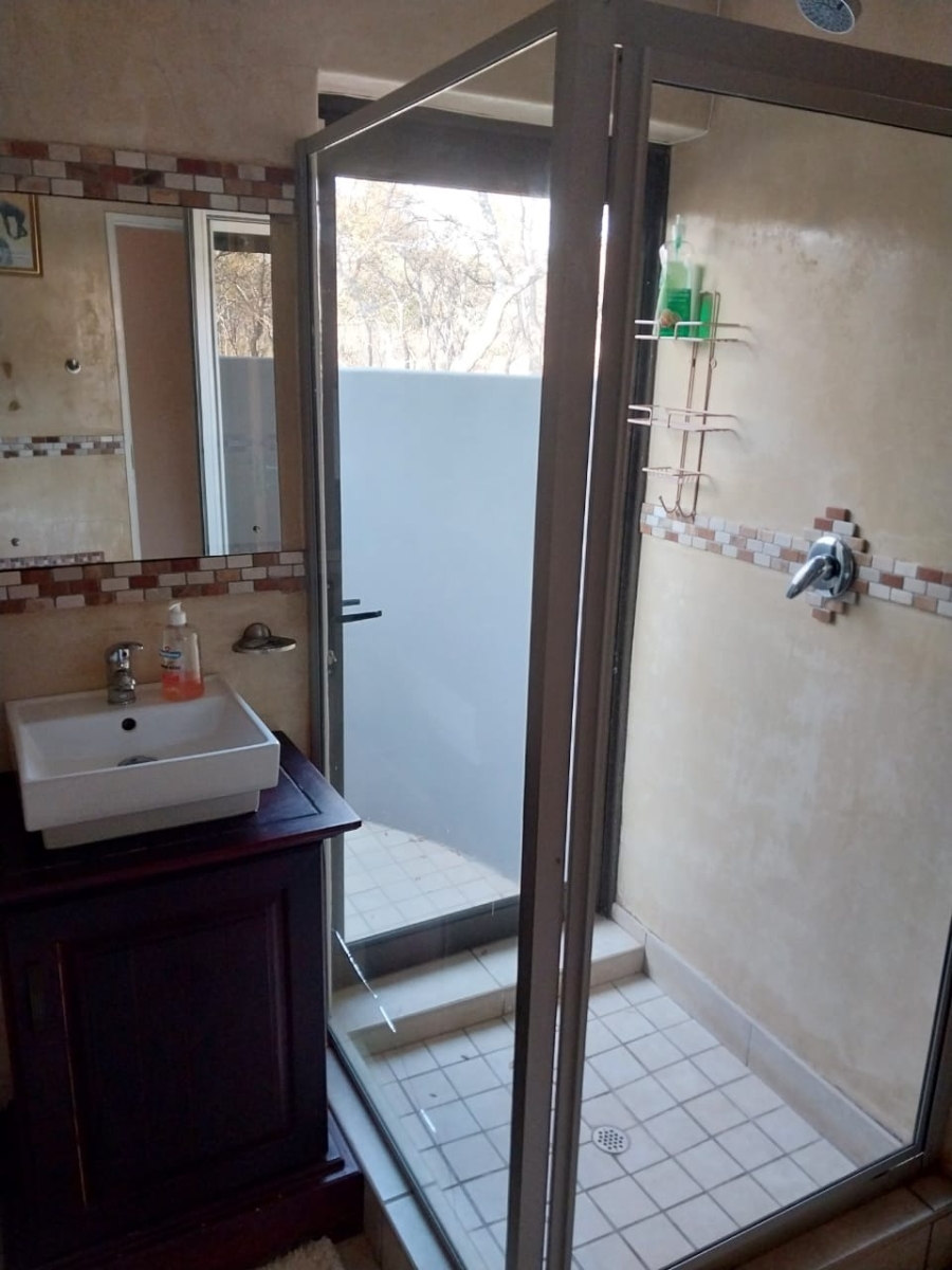 To Let 3 Bedroom Property for Rent in Verloren Estate Limpopo