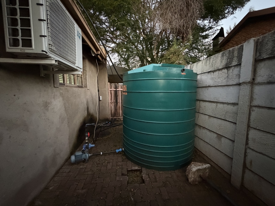 4 Bedroom Property for Sale in Fauna Park Limpopo