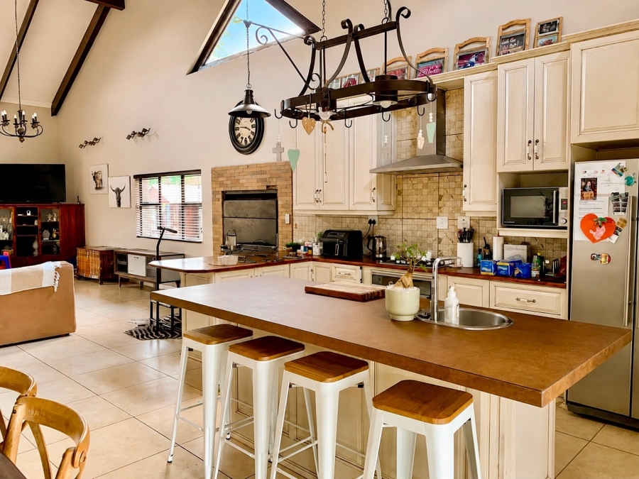 6 Bedroom Property for Sale in Bela Bela Limpopo