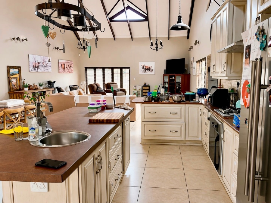 6 Bedroom Property for Sale in Bela Bela Limpopo