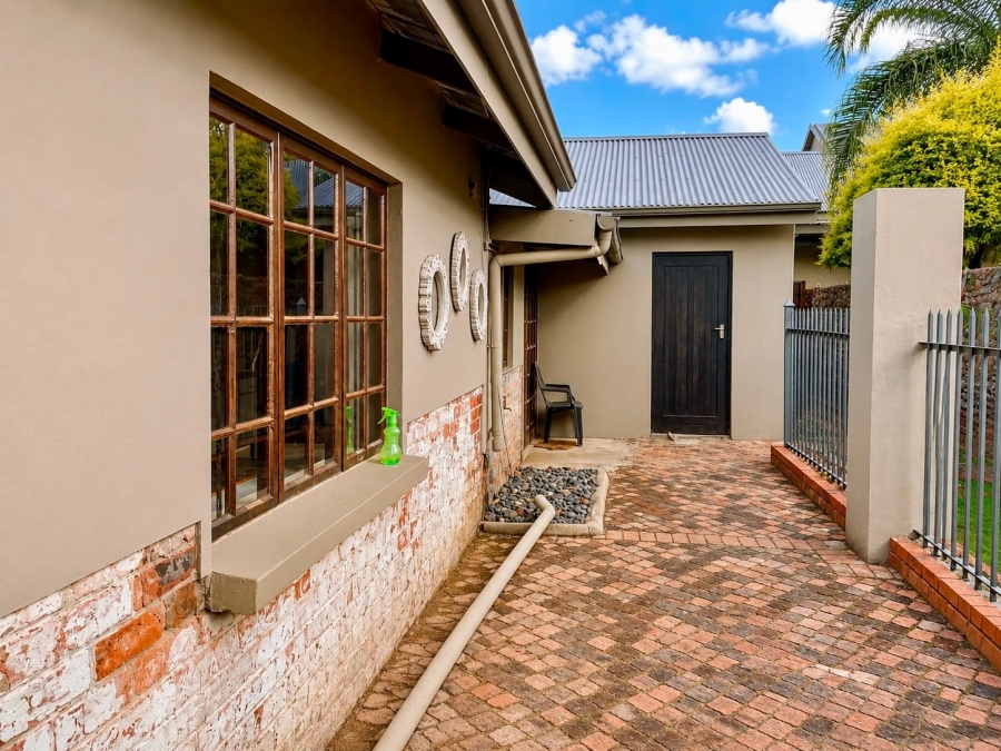 6 Bedroom Property for Sale in Bela Bela Limpopo