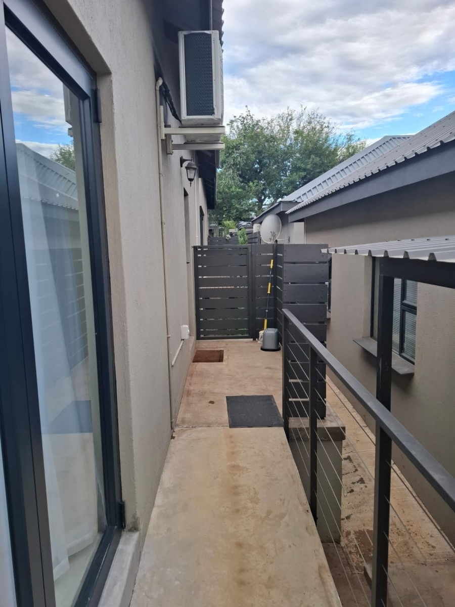 To Let 2 Bedroom Property for Rent in Hoedspruit Limpopo