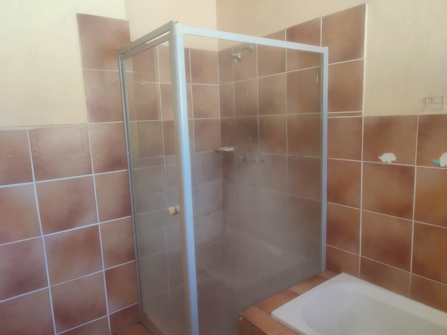 6 Bedroom Property for Sale in Annadale Limpopo