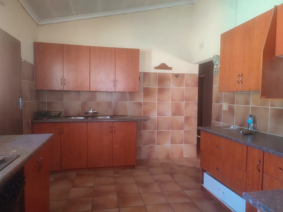6 Bedroom Property for Sale in Annadale Limpopo
