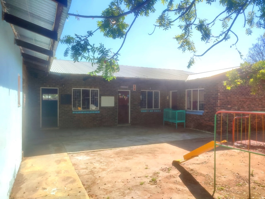 6 Bedroom Property for Sale in Annadale Limpopo