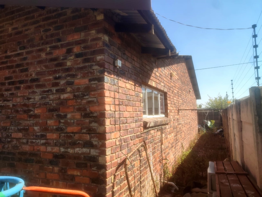 6 Bedroom Property for Sale in Annadale Limpopo