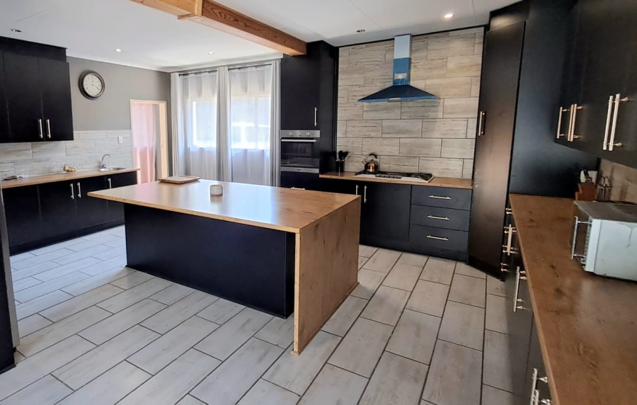 4 Bedroom Property for Sale in Phalaborwa Limpopo